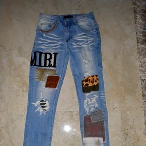 Amiri Jean's